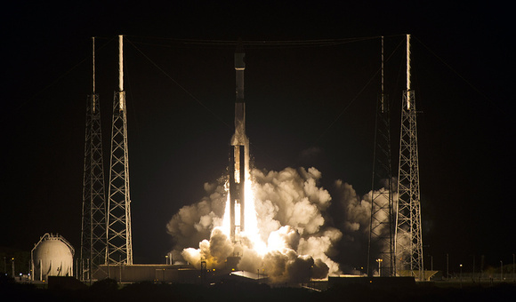 Компания Orbital ATK запустила с мыса Канаверал спутник для ВВС США