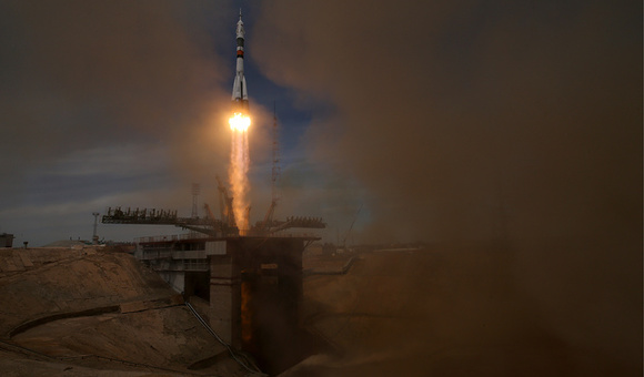 Ракета «Союз-2.1а» с кораблем «Прогресс МС-07» стартовала с Байконура