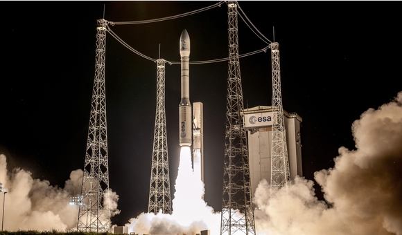 С космодрома Куру стартовала ракета с марокканским спутником зондирования Земли