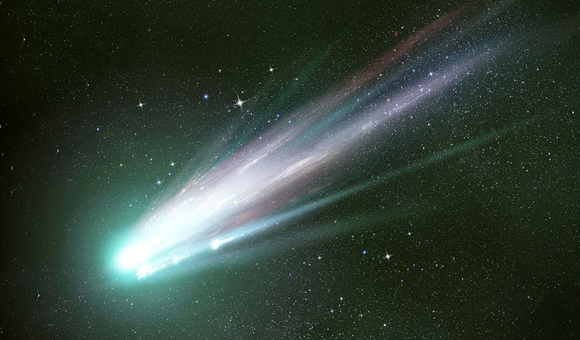 Фото Рождественской кометы выложили в Сеть