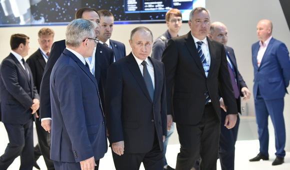 Президент России в День космонавтики посетит НПО «Энергомаш» и пообщается с его сотрудниками