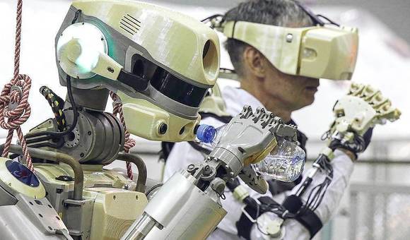 Россия может создать космического робота вместе с Японией